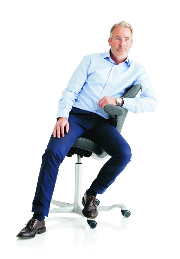 HAG Capisco 8106 Ergonomic Chair - Image 4